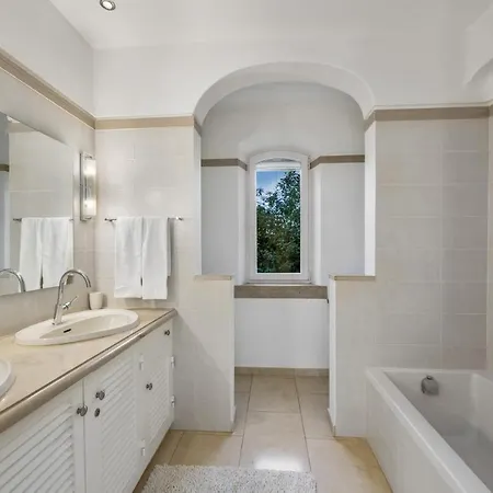 Casa Do Amendoal By ヴィラ